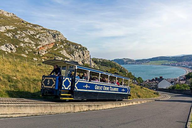 Bodlondeb Castle Bed & Breakfast { Central Llandudno} 外观 照片